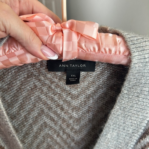 Ann Taylor Brown and Gray Chevron Button-Front Cardigan - Picture 4 of 4